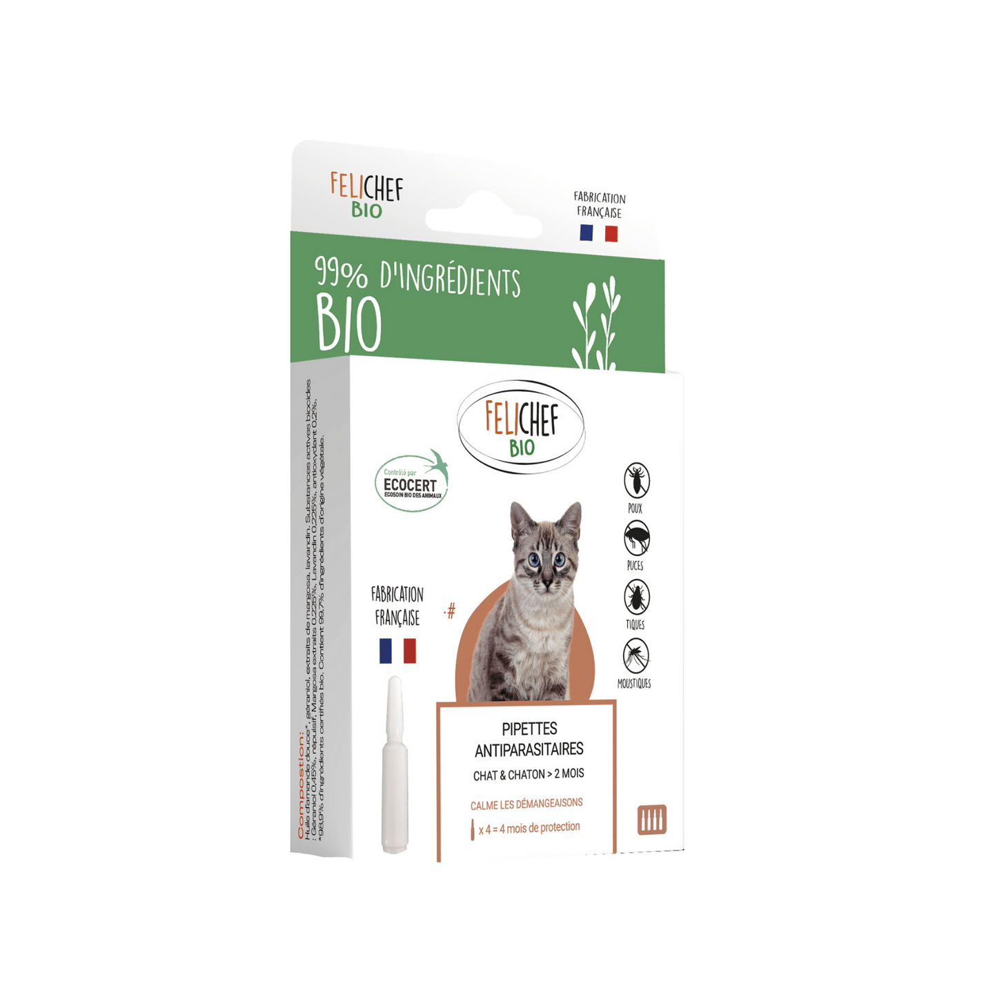 Un sachet de 4 pipettes antiparasite pour chat et chaton est au centre de l'image. Le sachet est blanc avec une inscription expliquant qu'il y a 99% d'ingrédients d'origine bio.